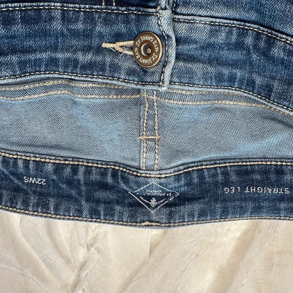Plus Size 22 Lightwash Levi's 501 - Picture 8 of 17